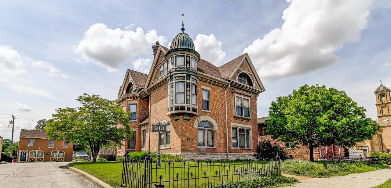 The Bressmer Apartment Springfield
